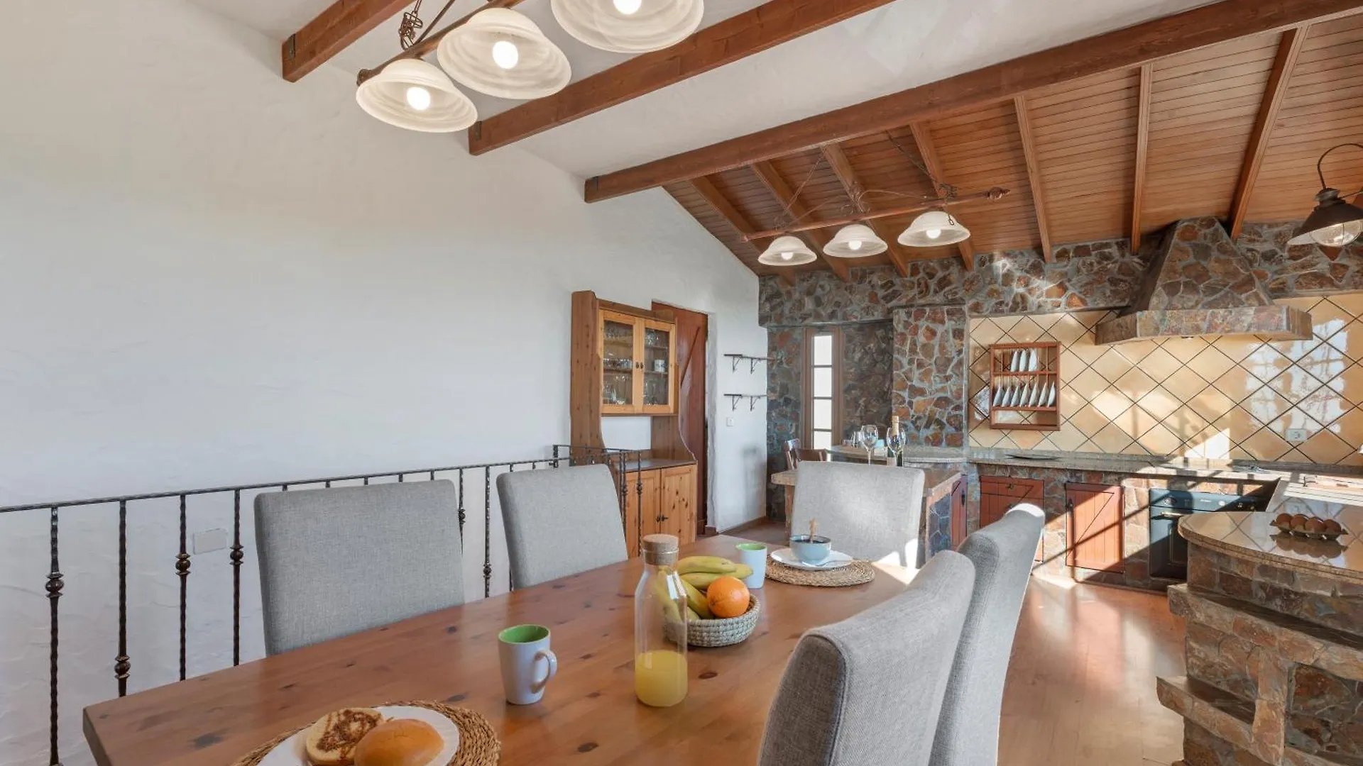 Casa Tenades 阿德耶