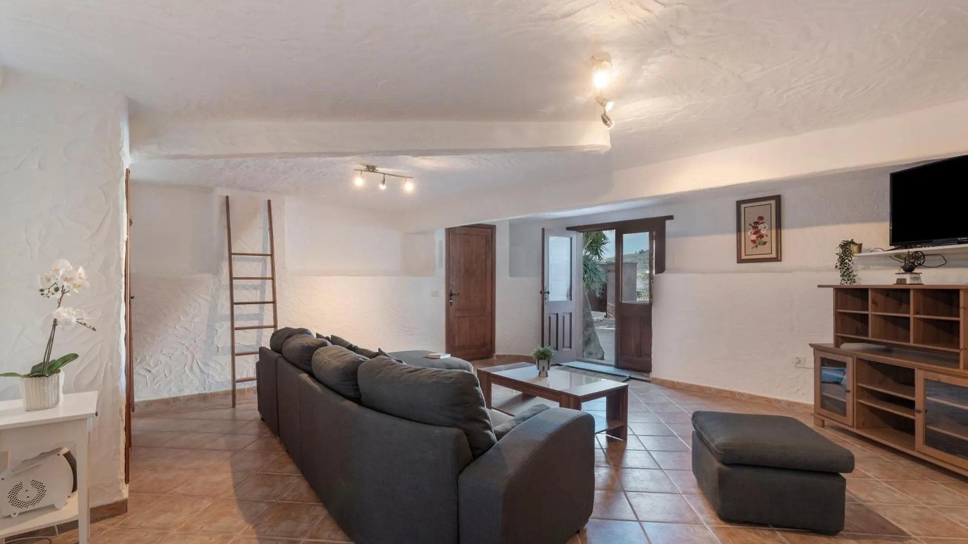 Casa Tenades 阿德耶